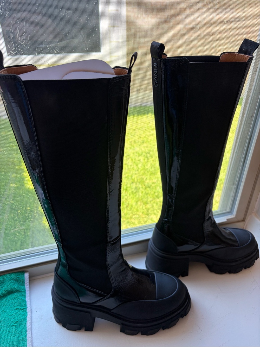 GANNI Knee High Chelsea Boots Patent Leather Lug Sole EU 39 - Picture 6 of 13